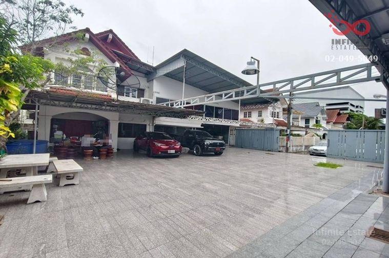 รูป ขายบ้านเดี่ยว 116 ตร.ว. สุขุมวิท 105 หมู่บ้านลาซาลนิเวศน์ ซอยลาซาล 22 ใกล้ BTS แบริ่ง - รูปที่ 2/12