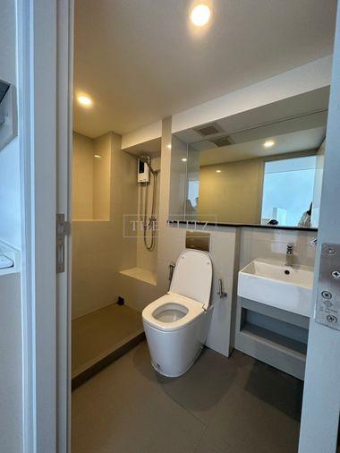 picture ✨  Prime Sathorn Location! Exquisite High-Rise Unit with Premium Sky-High Amenities and Ultimate City Vibe ✨ - 7/23