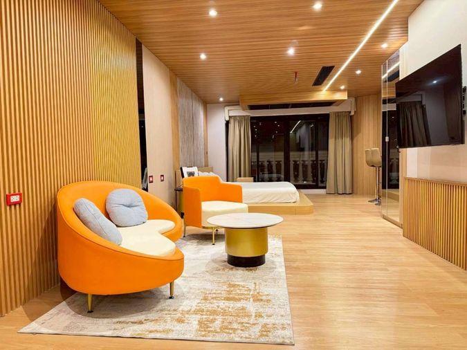 picture Luxury condominium unit for sale, Lebua at State Tower (Lebua at State Tower), Chao Phraya River view. Ready to move in (CD6917)  - 2/12
