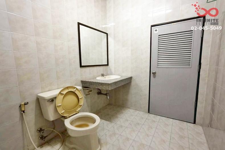 รูป ขายทาวน์โฮม 3 ชั้น 29 ตร.ว. ลาดพร้าว 113 หลังริม  ใกล้รถไฟฟ้าสายสีเหลือง - รูปที่ 10/10