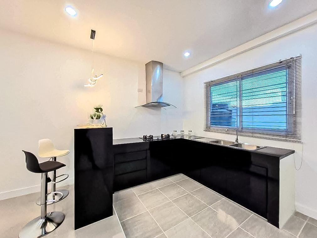 รูป Luxury 2Storey Townhome for Sale Chaiyapruek Jomtien - รูปที่ 6/11