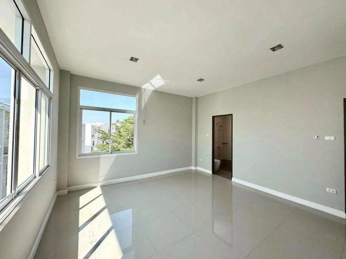 picture 🎊🏢 3-Storey Office for Rent at K Park | Mahidol Road, Chiang Mai | Ready to Move In ✨ - 8/10