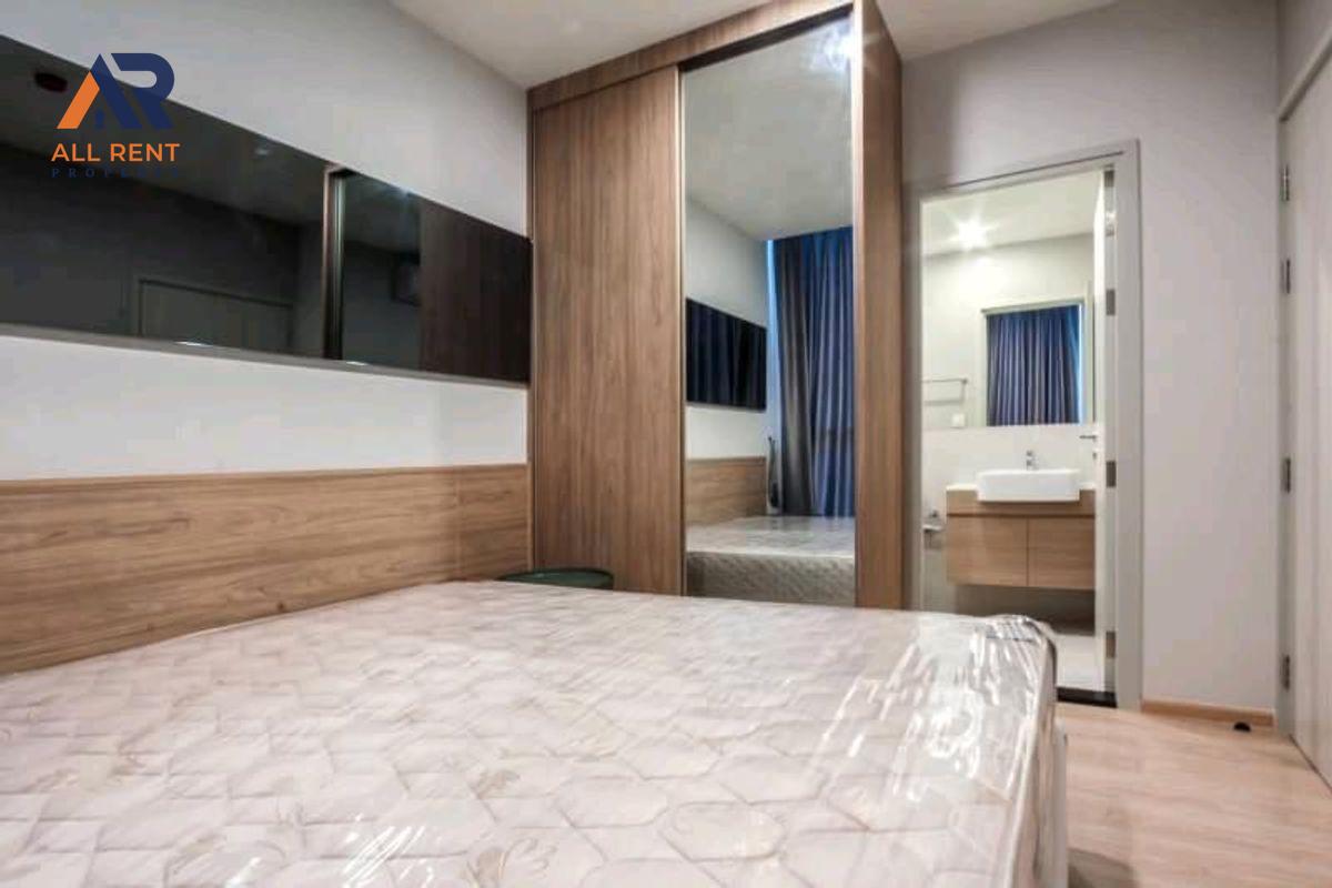 รูป 🔥 Noble Revolve Ratchada ห้อง 2 Bedroom Plus 53 ตร.ม. ติด MRT ศูนย์วัฒนธรรมฯ เพียง 35,000 บาท/เดือน ✨ คอนโดหรู New CBD พร้อมเข้าอยู่ 🏙️ - รูปที่ 2/10