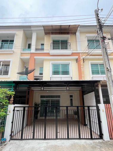 รูป RS6884 ให้เช่าทาวน์เฮาส์ 3 ชั้น Grandity สาธุประดิษฐ์ 2 บ้านใหญ่ ใจกลางเมือง ใกล้ CBD - รูปที่ 1/18