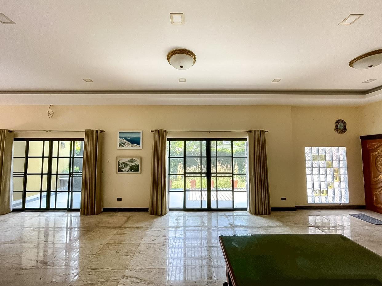 รูป Luxury 2Storey House for Rent Noen Plub Wan East Pattaya 5Bed - รูปที่ 2/25