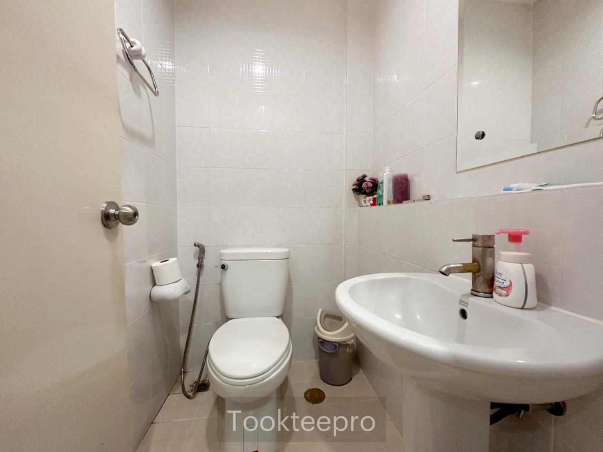 รูป ขายทาวน์เฮ้าส์ซอยนนทรี 20 สภาพดี 4 ห้องนอน - รูปที่ 4/10