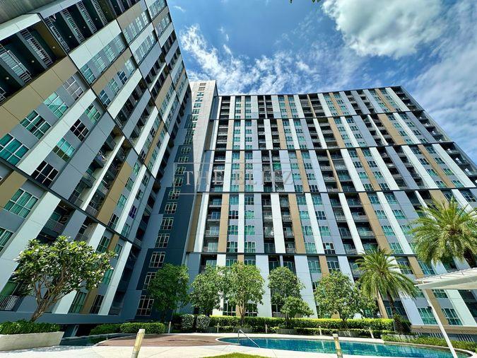 รูป ✨RARE FIND! Flawlessly Renovated Modern Living Space – 100% Move-in Ready with Zero Fixes Needed ✨ - รูปที่ 13/24