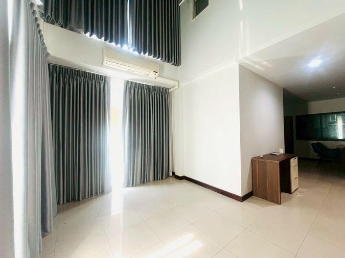 picture Hk0066, House for rent 4 Br., Ratchada-huai khwang. - 2/12