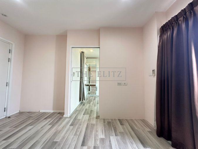 รูป ✨RARE FIND! Flawlessly Renovated Modern Living Space – 100% Move-in Ready with Zero Fixes Needed ✨ - รูปที่ 4/24
