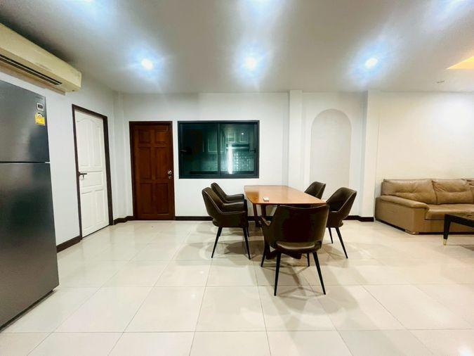 picture Hk0066, House for rent 4 Br., Ratchada-huai khwang. - 5/12