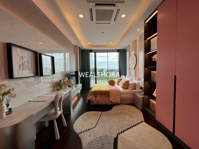 รูป บ้านเดี่ยวระดับ Ultra Luxury 3 ชั้น พร้อมลิฟต์ส่วนตัว บนทำเลศักยภาพ กรุงเทพกรีฑา ที่ออกแบบมาเพื่อการใช้ชีวิตเหนือระดับ พร้อมความเป็นส่วนตัวในทุกมิติ - รูปที่ 33/33