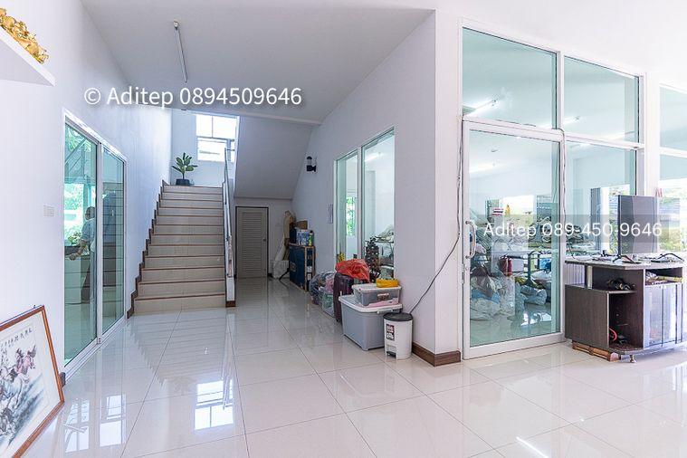 รูป ขายอาคารสำนักงาน 2 ชั้น พร้อมโกดัง+ที่พักอาศัย ซอยสุคนธสวัสดิ์ 14 ลาดพร้าว | 200 ตร.วา 474 ตร.ม. ใกล้ Central EastVille และ CDC - รูปที่ 28/33