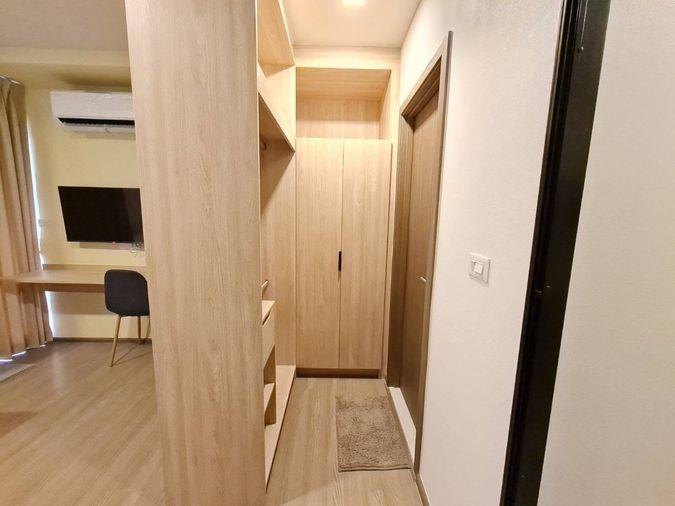 รูป 🎓 ห้องแต่งครบมี Walk-In Closet ติดวอลล์เปเปอร์ทั้งห้อง! ปล่อยเช่า The Muve Kaset ทำเลทองตรงข้าม ม.เกษตร 🚪✨ - รูปที่ 7/11