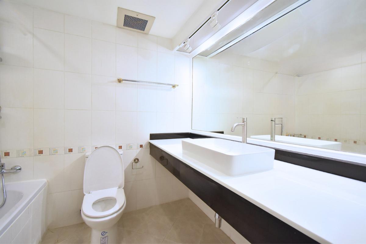 รูป 🔥 ห้องใหญ่ 100 ตร.ม. ใจกลางอโศก! Las Colinas 2 ห้องนอน ใกล้ BTS อโศก เพียง 53,000 บาท/เดือน 🏙️✨ - รูปที่ 8/9