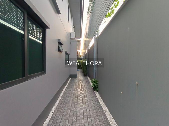 picture Setthasiri Krungthepkreetha, ready to move in, located near the clubhouse. - 9/16