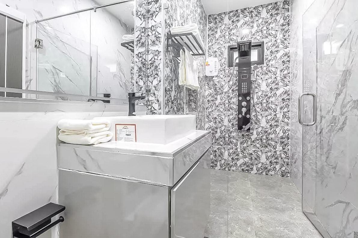 รูป Luxury Pool Villa for Sale Thappraya South Pattaya 3Bedroom - รูปที่ 9/11