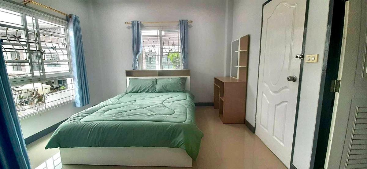 รูป 🔥 ขายทาวน์โฮม 2 ชั้น หมู่บ้านพรเทพ การ์เด้น วิลล์ 9 (Pornthep Garden Ville 9) | ใกล้มอเตอร์เวย์พัทยา - รูปที่ 11/12