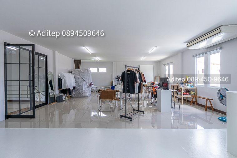 รูป ขายอาคารสำนักงาน 2 ชั้น พร้อมโกดัง+ที่พักอาศัย ซอยสุคนธสวัสดิ์ 14 ลาดพร้าว | 200 ตร.วา 474 ตร.ม. ใกล้ Central EastVille และ CDC - รูปที่ 18/33