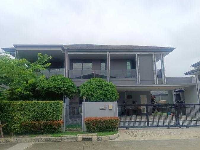 picture Setthasiri Krungthepkreetha, ready to move in, located near the clubhouse. - 1/16