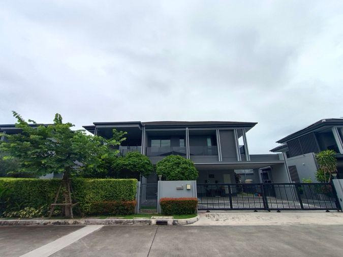 picture Setthasiri Krungthepkreetha, ready to move in, located near the clubhouse. - 2/16