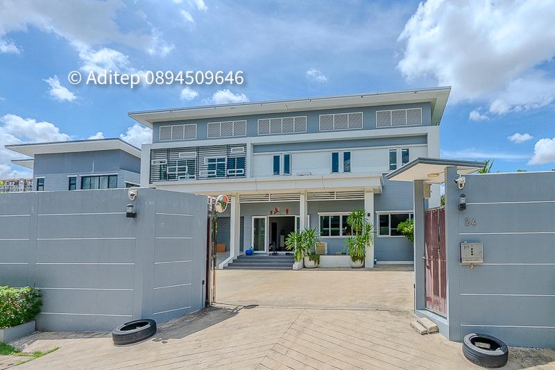 รูป ขายอาคารสำนักงาน 2 ชั้น พร้อมโกดัง+ที่พักอาศัย ซอยสุคนธสวัสดิ์ 14 ลาดพร้าว | 200 ตร.วา 474 ตร.ม. ใกล้ Central EastVille และ CDC - รูปที่ 2/33