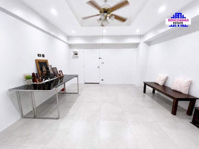 รูป ✅ขาย คอนโด Sukhaphiban 3 Mansion สุขาภิบาล 3 แมนชั่น ทำเลดีใกล้แยกลำสาลี ห้องริมพื้นที่กว้างขวาง อากาศถ่ายเทสะดวก ✅เดินทางง่ายใกล้รถไฟฟ้า - รูปที่ 2/17