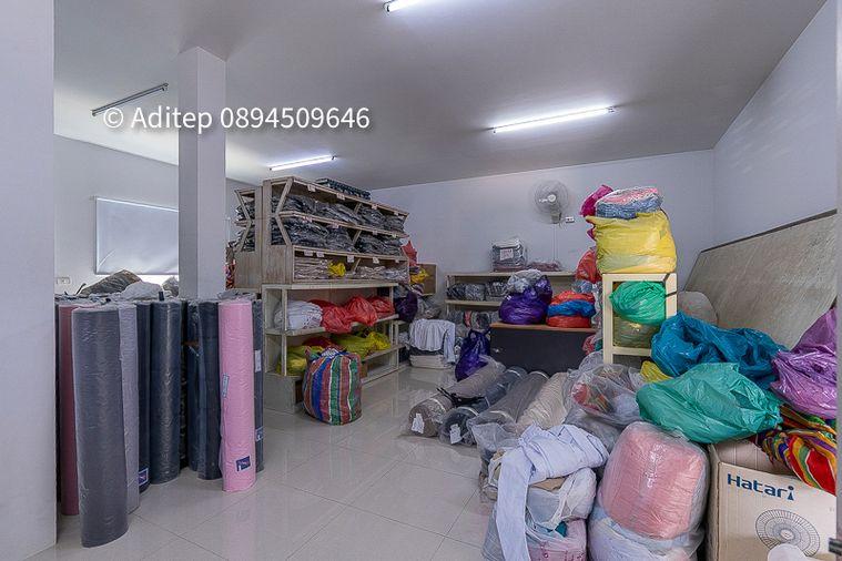 รูป ขายอาคารสำนักงาน 2 ชั้น พร้อมโกดัง+ที่พักอาศัย ซอยสุคนธสวัสดิ์ 14 ลาดพร้าว | 200 ตร.วา 474 ตร.ม. ใกล้ Central EastVille และ CDC - รูปที่ 25/33