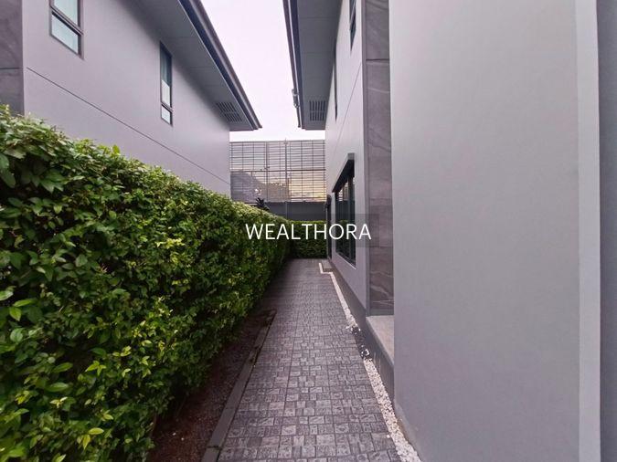 picture Setthasiri Krungthepkreetha, ready to move in, located near the clubhouse. - 5/16