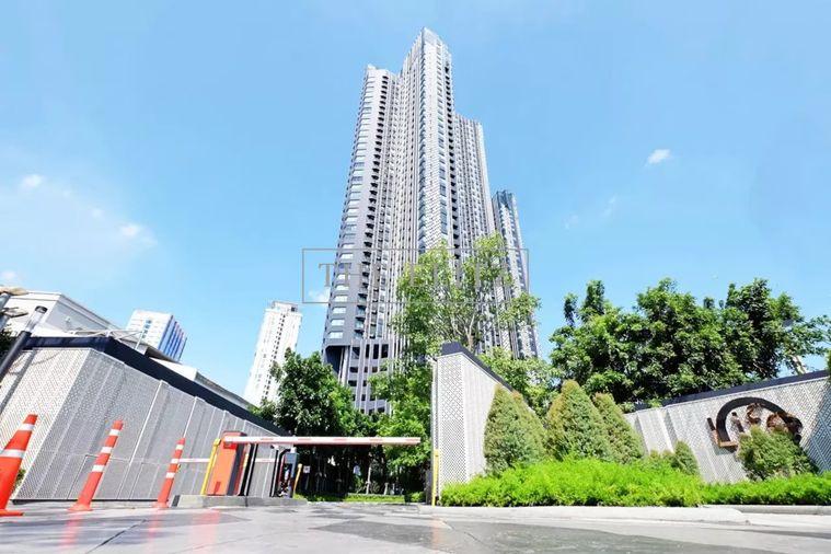 picture ✨ Own the Ultimate Lifestyle at the Best Interchange Hub! Stunning High-Floor Unit Opposite Central Ladprao, Just Steps to BTS & MRT  ✨ - 2/18