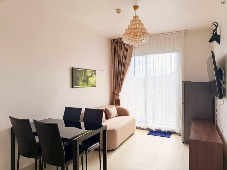 picture Unixx South Pattaya 1 BR Condo for Sale Pool & Mountain View - 1/9
