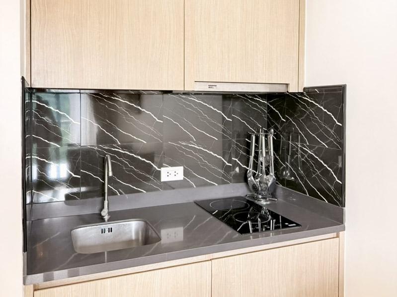 picture Unixx South Pattaya 1 BR Condo for Sale Pool & Mountain View - 4/9