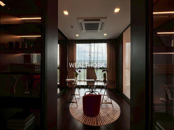 รูป บ้านเดี่ยวระดับ Ultra Luxury 3 ชั้น พร้อมลิฟต์ส่วนตัว บนทำเลศักยภาพ กรุงเทพกรีฑา ที่ออกแบบมาเพื่อการใช้ชีวิตเหนือระดับ พร้อมความเป็นส่วนตัวในทุกมิติ - รูปที่ 27/33