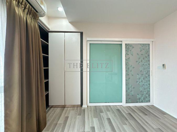 รูป ✨RARE FIND! Flawlessly Renovated Modern Living Space – 100% Move-in Ready with Zero Fixes Needed ✨ - รูปที่ 8/24