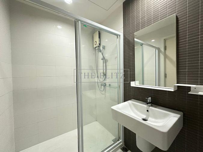 รูป ✨RARE FIND! Flawlessly Renovated Modern Living Space – 100% Move-in Ready with Zero Fixes Needed ✨ - รูปที่ 10/24