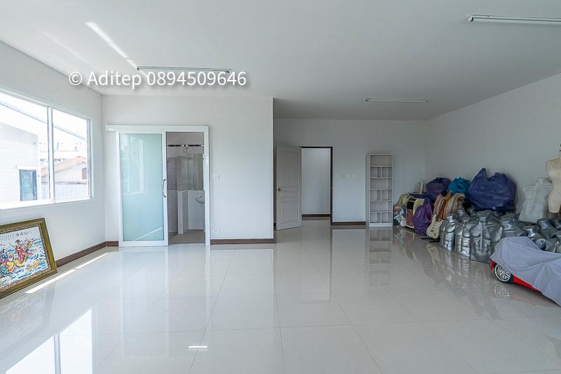 รูป ขายอาคารสำนักงาน 2 ชั้น พร้อมโกดัง+ที่พักอาศัย ซอยสุคนธสวัสดิ์ 14 ลาดพร้าว | 200 ตร.วา 474 ตร.ม. ใกล้ Central EastVille และ CDC - รูปที่ 22/33