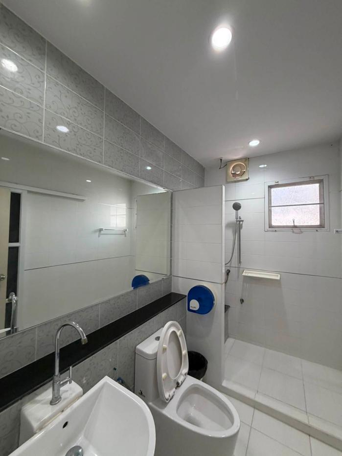 รูป ให้เช่า บ้านเดี่ยว เลอ นีโอ 2 วงแหวน-ศรีนครินท์ บ้านหลังมุม รีโนเวทใหม่ พร้อมเข้าอยู่ (H6928) - รูปที่ 8/21