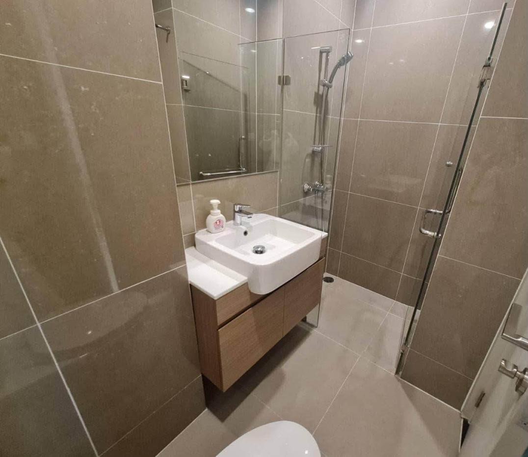 รูป 🔥 2 ห้องนอน ใกล้ MRT ลาดพร้าว! Nue Noble Ratchada - Lat Phrao เพียง 30,000 บาท/เดือน พร้อมเข้าอยู่ 🏙️✨ - รูปที่ 9/9