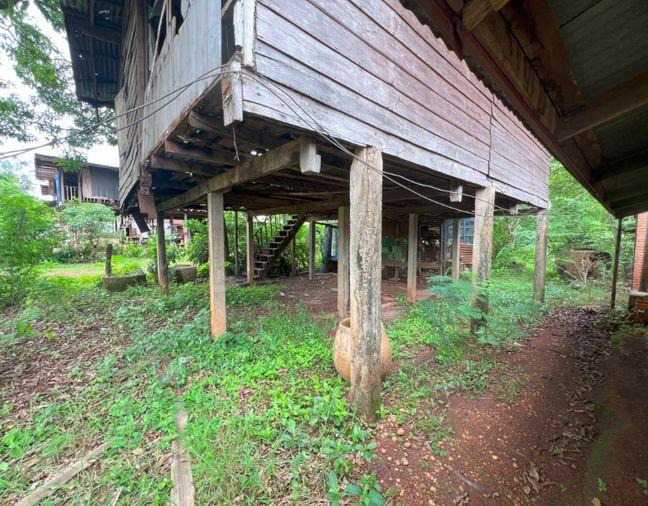 รูป AL-5-0608|บ้านพักอาศัยครึ่งตึกครึ่งไม้ 2 ชั้นและบ้านไม้ใต้ถุนสูง บ้านจรุกเตย  ต. หนองฮี อ.ปลาปาก จ.นครพนม (ราคา 650,000 บาท) - รูปที่ 21/24