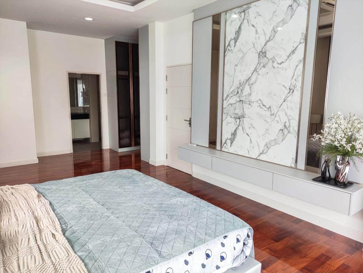 picture Luxury detached house in a private setting, fully furnished. Perfect Masterpiece Sukhumvit 77 project. - 37/42
