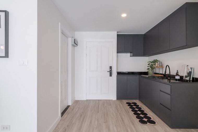 picture 🔥 For Sale: Baan Ruenrom Bangna | 🚆 Near MRT Si Iam - 16/17