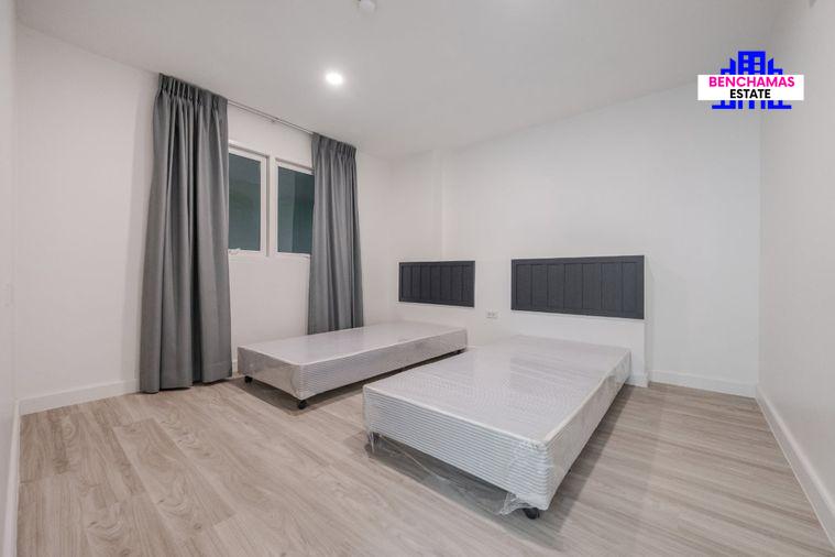 picture 🔥 For Sale: Baan Ruenrom Bangna | 🚆 Near MRT Si Iam - 2/17
