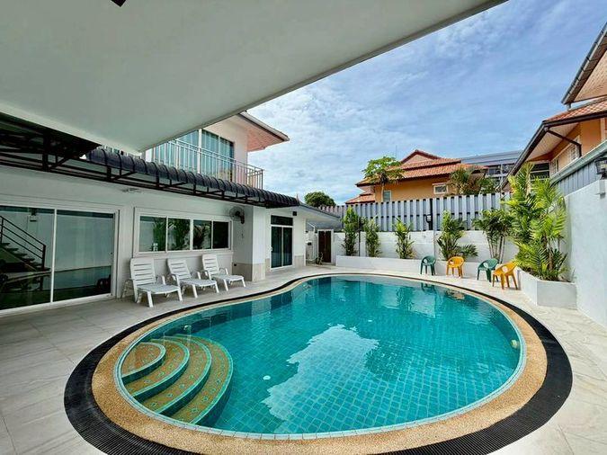 รูป ให้เช่าบ้านพูลวิลล่า T.W. Palm Resort พัทยา บ้านหรู พร้อมอยู่ - รูปที่ 2/20