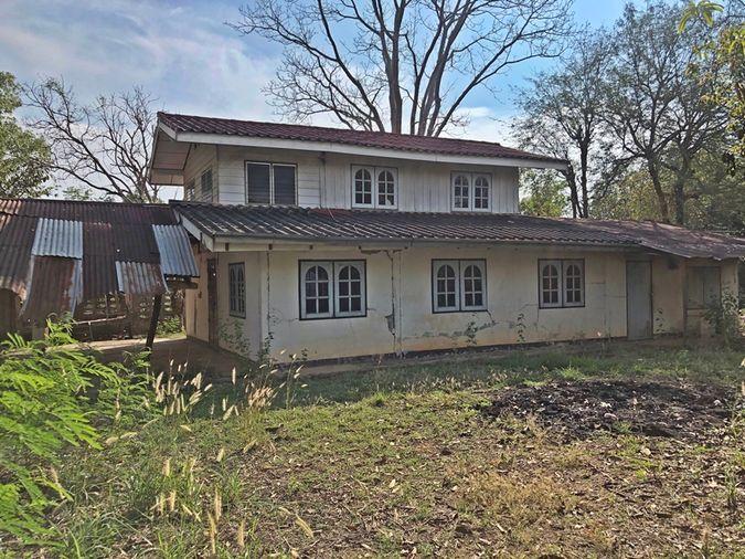 รูป AL-6-0419|บ้านพักอาศัยครึ่งตึกครึ่งไม้ 2 ชั้น บ้านนาราชควาย  ต. นาราชควาย อ.เมืองนครพนม จ.นครพนม (ราคา 950,000 บาท) - รูปที่ 2/13