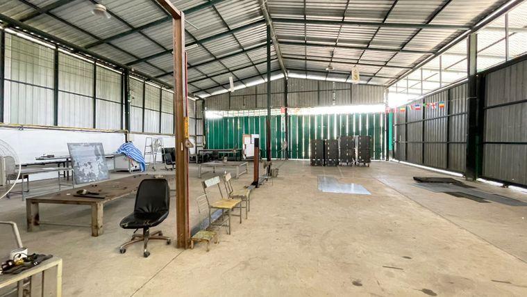 รูป ด่วน ขายถูก!!!โรงงาน พร้อมสำนักงาน หอพักคนงาน บ้านบึง ชลบุรี เพียง  15,000,000 บาท รวมโอน - รูปที่ 8/20