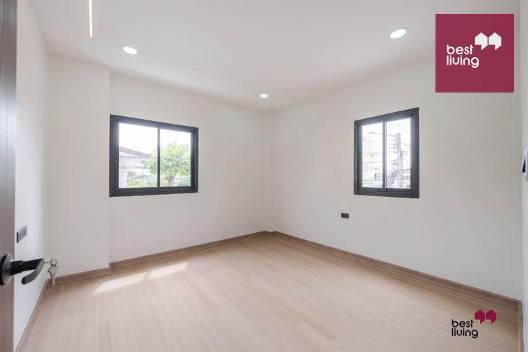 picture Corner House at Rungcharoen Chokchai 4 Village, Fully Renovated - 50/69