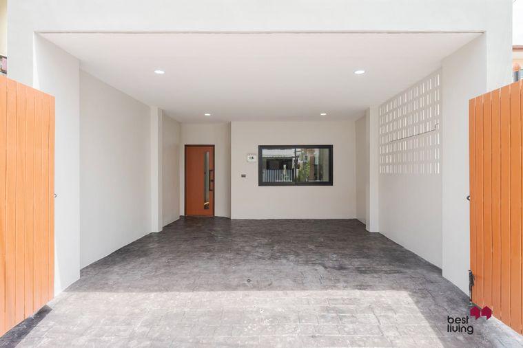 picture Corner House at Rungcharoen Chokchai 4 Village, Fully Renovated - 33/69