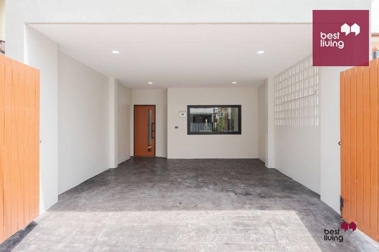 picture Corner House at Rungcharoen Chokchai 4 Village, Fully Renovated - 33/69