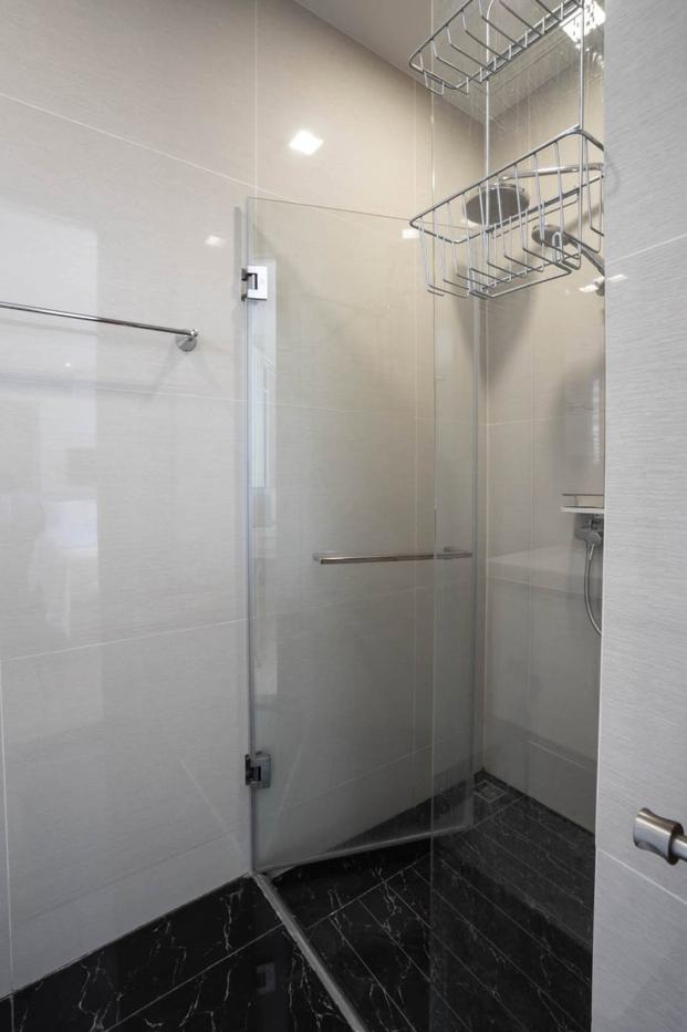 picture 🔥 Park 24 Studio, spacious 30 sq.m. room, near BTS Phrom Phong, only 20,000 THB/month. Ready to move in! 🌿 - 11/11