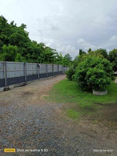 รูป ขายบ้านและที่ดิน บางพลี สมุทรปราการ เนื้อที่รวม260ตร.ว. ประกอบด้วยบ้าน2ชั้น1หลัง พื้นที่ใช้สอย 110ตร.ม. บ้านชั้นเดียว1หลัง พื้นที่ใช้สอย 81ตร.ม.  - รูปที่ 10/17