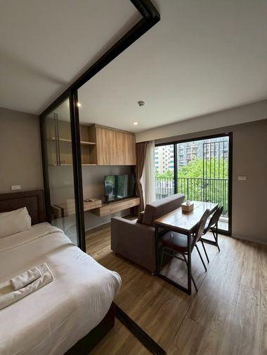 รูป 🔥 ให้เช่า 📌 Blossom Condo @ Sathorn - Charoenrat (ID Line : @veryrent) ต่อรองได้ ห้องออกไว!! ✅ เรามีสต็อกอีกหลายโครงการ ตอบไวมาก มีข้อเสนอดีๆทุกดีล - รูปที่ 1/8